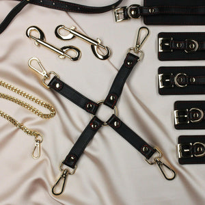 Beatrix - 13 piece Bondage Set