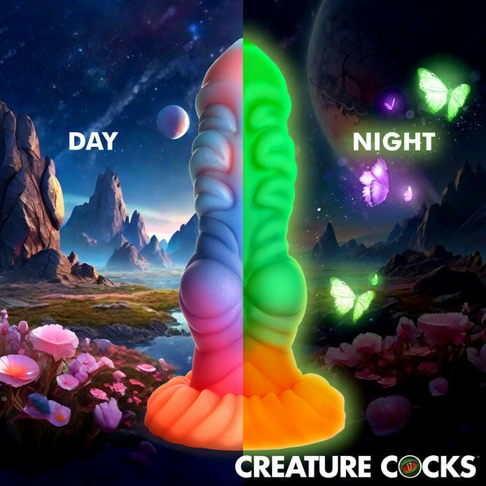 Alien Invader Alien Glow-In-The-Dark