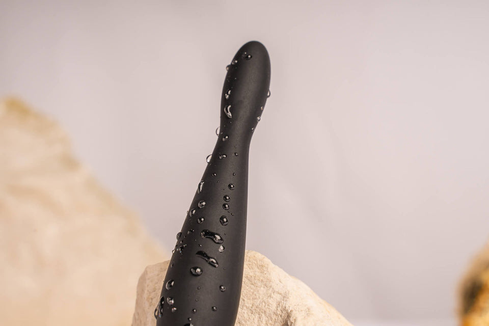 Rocks-Off Petite Sensations Teazer- Black