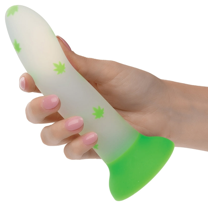 Cal-Exotics Glow Stick Leaf 6in.