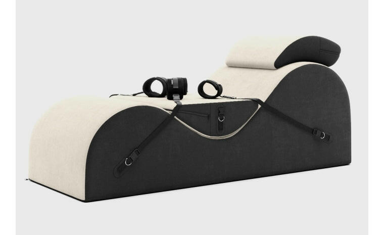 Esse Valkyrie Edition Tantric Sex Chaise